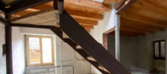 2 rooms Apartment in Besano, Italy No. 288355 10