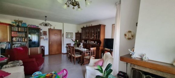 4 rooms Apartment in Città della Pieve, Italy No. 132055 14
