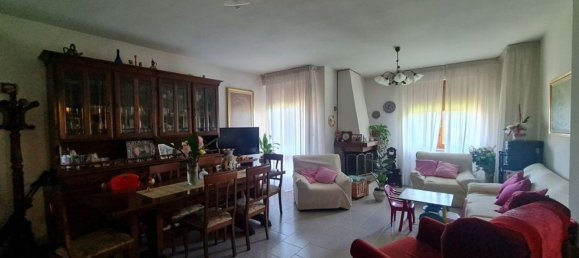 4 rooms Apartment in Città della Pieve, Italy No. 132055 15