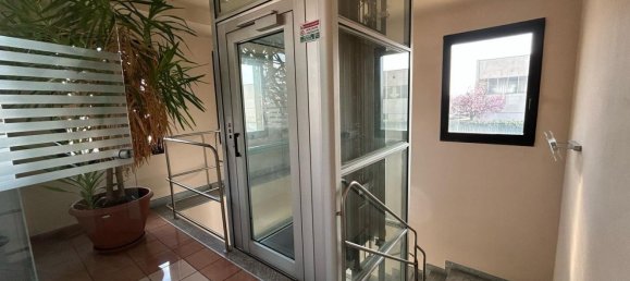 1634m² Commercial property in Piacenza, Italy No. 344091 15