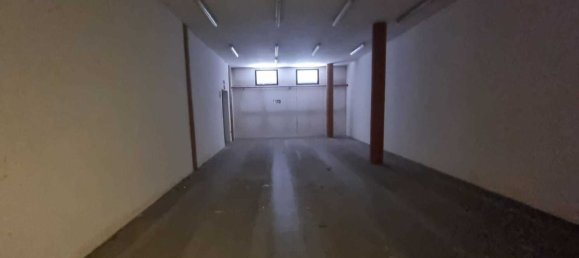 1634m² Commercial property in Piacenza, Italy No. 344091 44