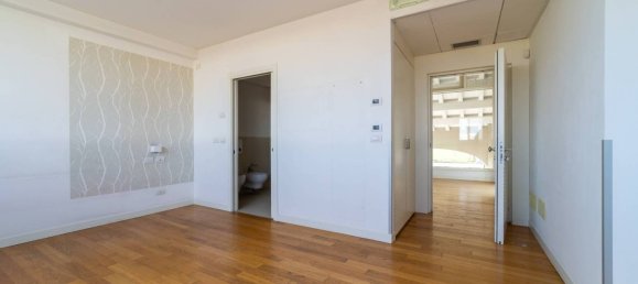 5 rooms Hotel in Parma, Italy No. 296430 13