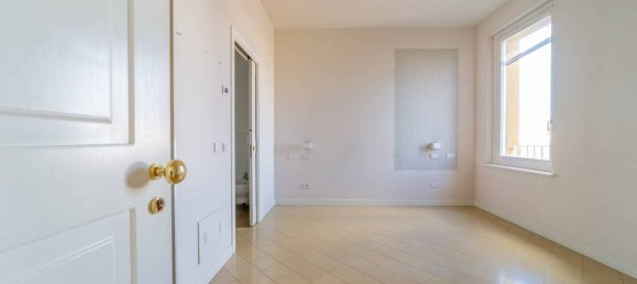 5 rooms Hotel in Parma, Italy No. 296430 22