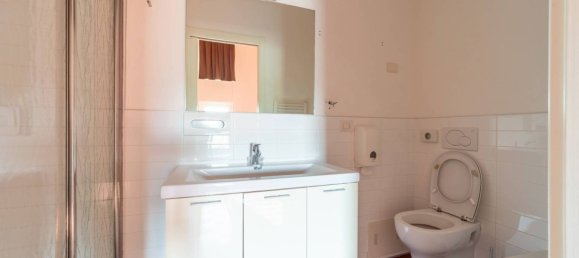 5 rooms Hotel in Parma, Italy No. 296430 17