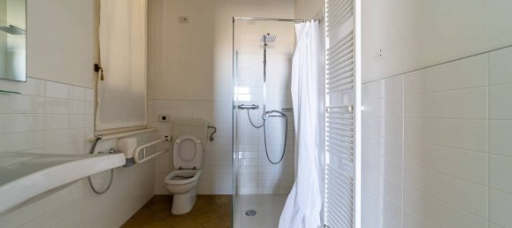 5 rooms Hotel in Parma, Italy No. 296430 26