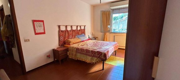 2 Schlafzimmer Wohnung in Genoa, Italy, Nr. 103016 27