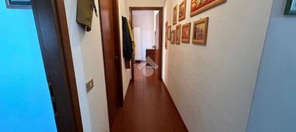 2 Schlafzimmer Wohnung in Genoa, Italy, Nr. 103016 33