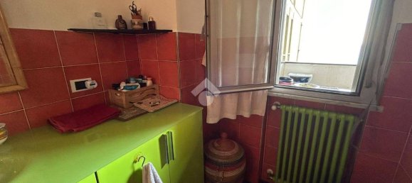 2 Schlafzimmer Wohnung in Genoa, Italy, Nr. 103016 39