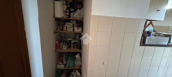 2 Schlafzimmer Wohnung in Genoa, Italy, Nr. 103016 23