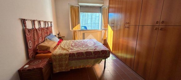 2 Schlafzimmer Wohnung in Genoa, Italy, Nr. 103016 28