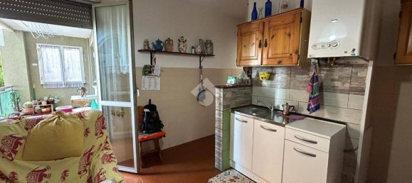 2 Schlafzimmer Wohnung in Genoa, Italy, Nr. 103016 17