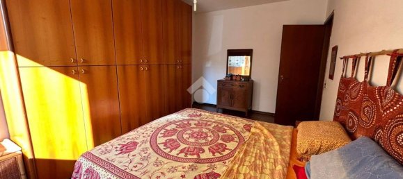 2 Schlafzimmer Wohnung in Genoa, Italy, Nr. 103016 24