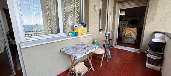 2 Schlafzimmer Wohnung in Genoa, Italy, Nr. 103016 11