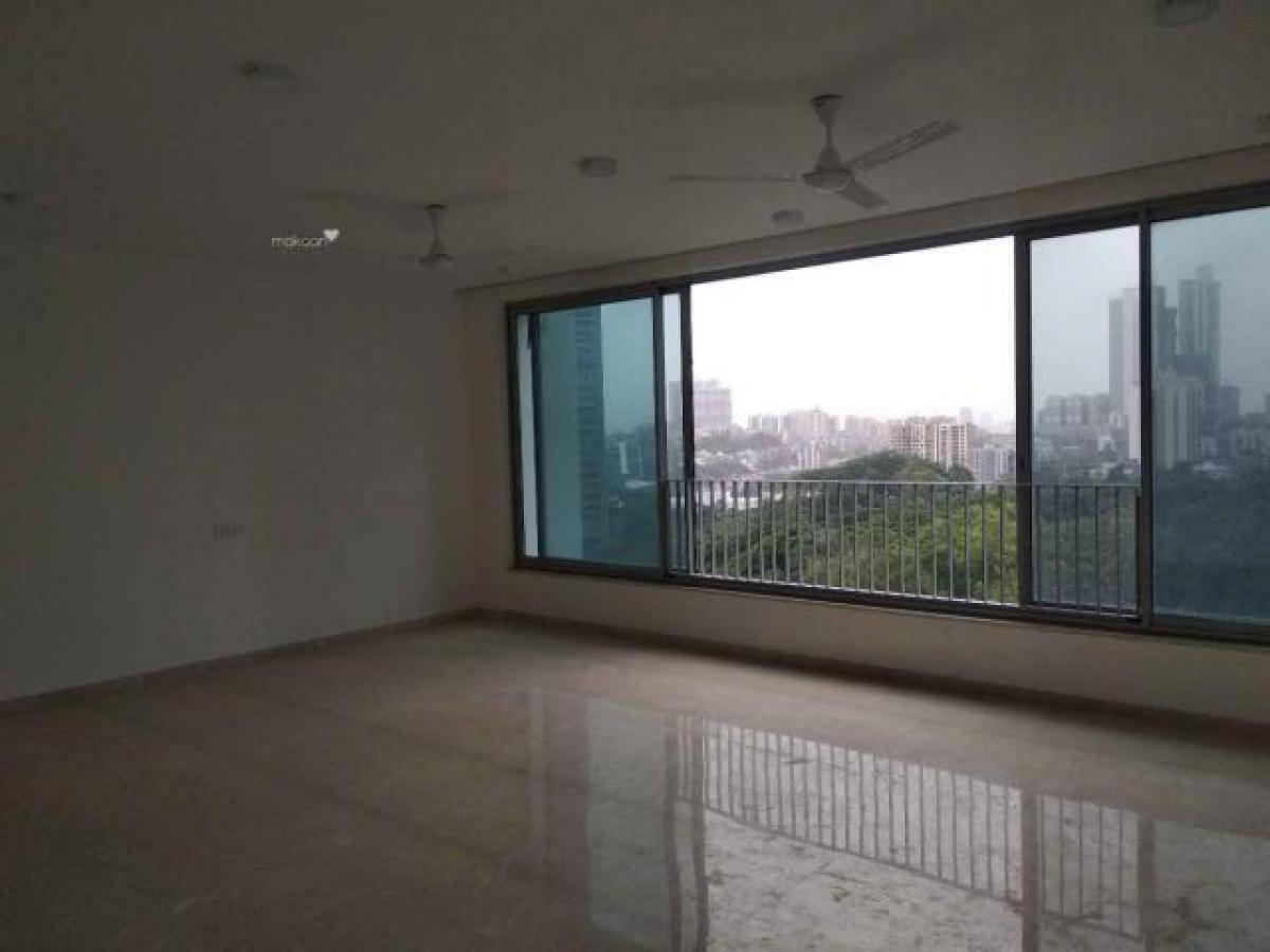 3 bedrooms House in Mumbai, India No. 42655