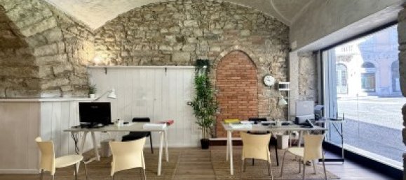 48m² Commercial property in Prato, Italy No. 377331 4