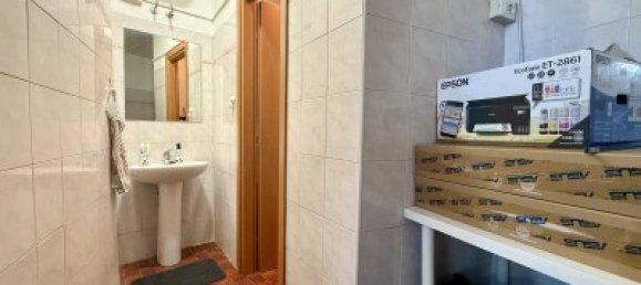 48m² Commercial property in Prato, Italy No. 377331 5