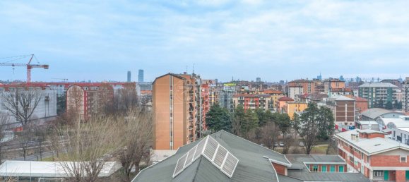 3 bedrooms Penthouse in Milan, Italy No. 244671 17