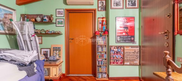 3 bedrooms Penthouse in Milan, Italy No. 244671 35