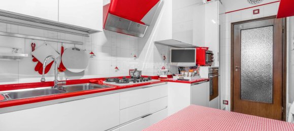 3 bedrooms Penthouse in Milan, Italy No. 244671 30