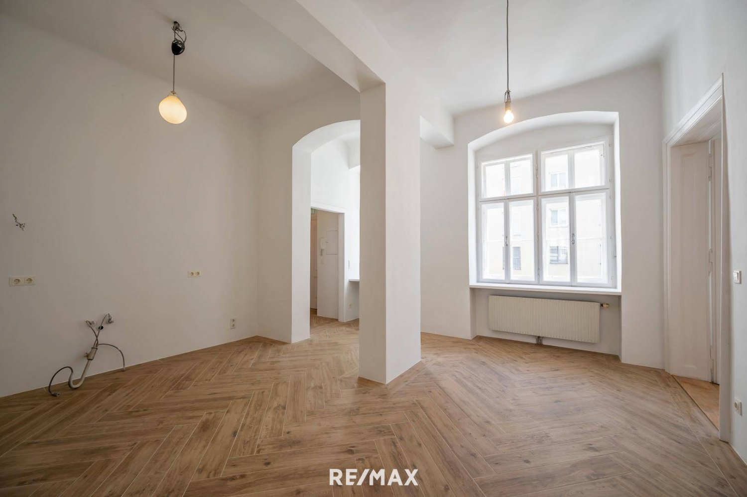 5 rooms Apartment in Alsergrund, Austria No. 146007