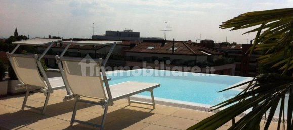 2 bedrooms Penthouse in Cremona, Italy No. 237225 7