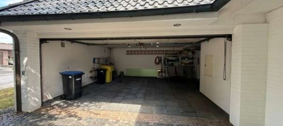 10-salle Villa à Grevenbroich, Germany No. 259087 20