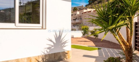 3 bedrooms Townhouse in Ciudad Quesada, Spain No. 33251 10