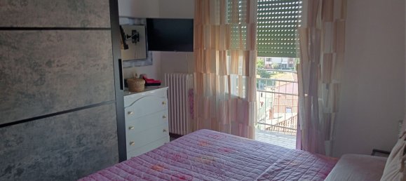 Apartamento de 4 dormitorios en Felino, Italy No. 380194 12