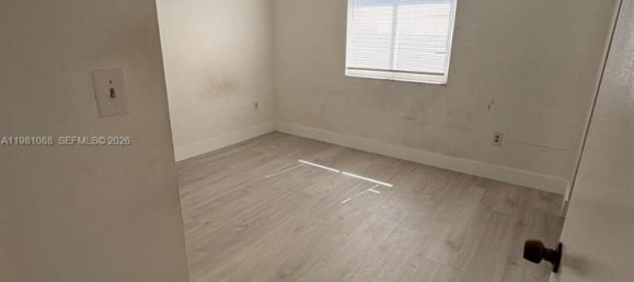 3 dormitorios propiedad comercial en venta en Miami, Miami-Dade, Florida, USA № 615358 2