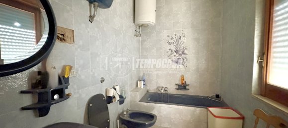 3 bedrooms House in Frignano, Italy No. 354163 2