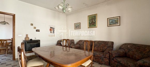 3 bedrooms House in Frignano, Italy No. 354163 10