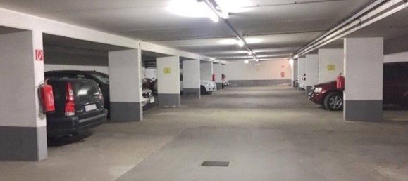 Garage à Vienna, Austria No. 139611 6