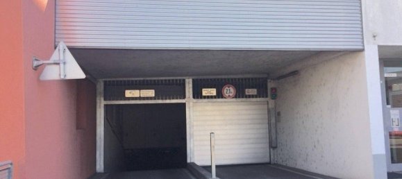 Garage à Vienna, Austria No. 139611 8