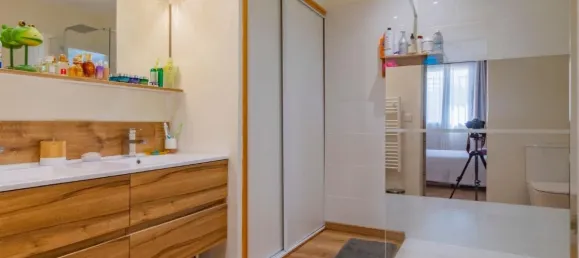 3 bedrooms Villa in Uzes, France No. 350032 9