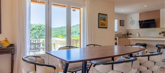 3 bedrooms Villa in Uzes, France No. 350032 5