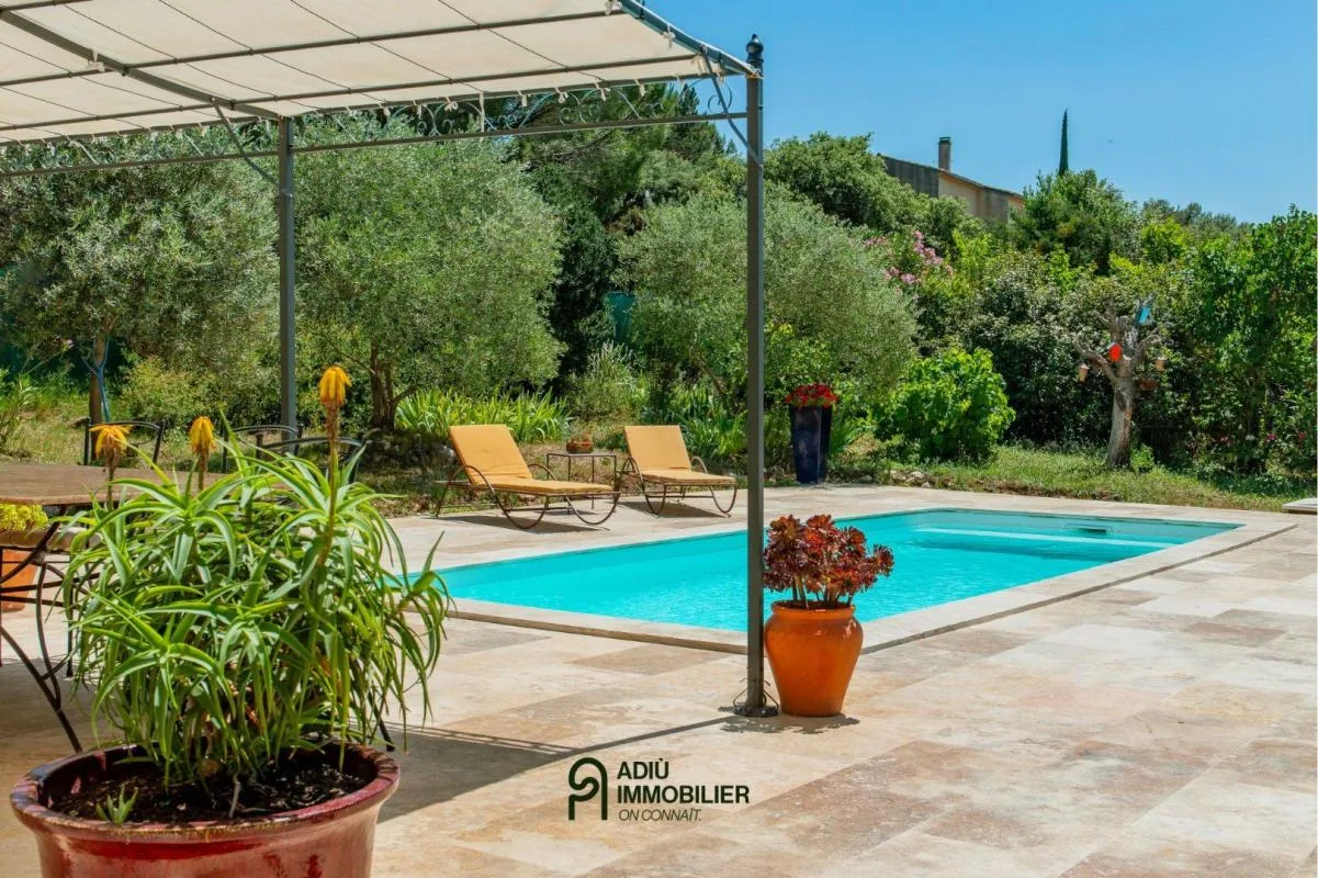 3 bedrooms Villa in Uzes, France No. 350032