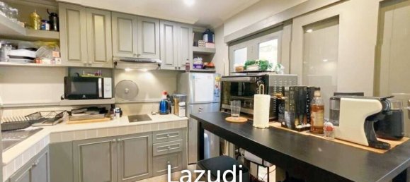 3 bedrooms Condo in Bangkok, Thailand No. 15065 2