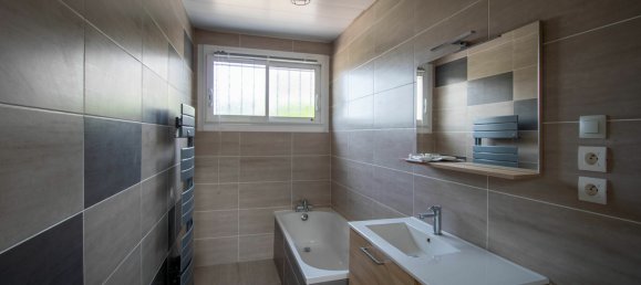 5 bedrooms House in Nemours, France No. 143863 6