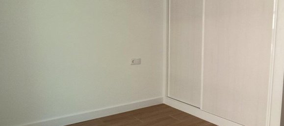 4 Schlafzimmer Wohnung in Torrevieja, Spain, Nr. 9850 16