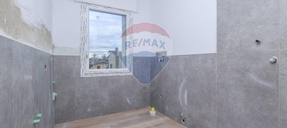 4 rooms Apartment in Cervarese Santa Croce, Italy No. 30658 4