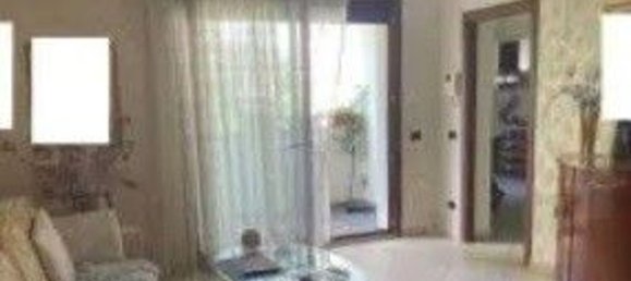 Apartamento de 5 divisões em Giussano, Italy N.º 8229 5