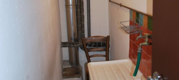 10 rooms House in Toano, Italy No. 175639 4