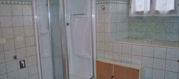 10 rooms House in Toano, Italy No. 175639 9