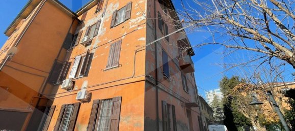 2 rooms Apartment in Bologna, Italy No. 27583 19