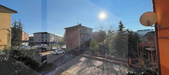 2 rooms Apartment in Bologna, Italy No. 27583 22