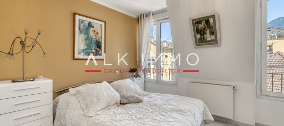 Apartamento de 3 dormitorios en Aix-les-Bains, France No. 358605 9