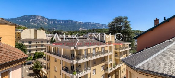 Apartamento de 3 dormitorios en Aix-les-Bains, France No. 358605 13
