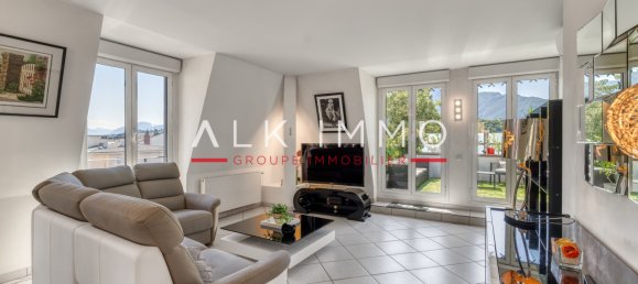 Apartamento de 3 dormitorios en Aix-les-Bains, France No. 358605 4