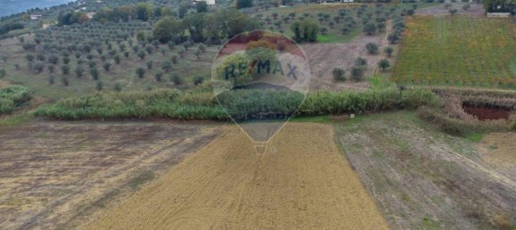 6-Zimmer Haus in Città Sant'Angelo, Italy, Nr. 68100 47