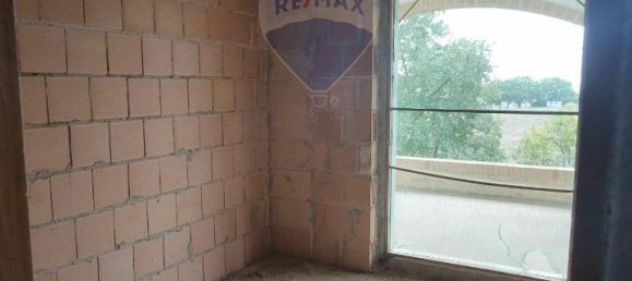 6-Zimmer Haus in Città Sant'Angelo, Italy, Nr. 68100 17